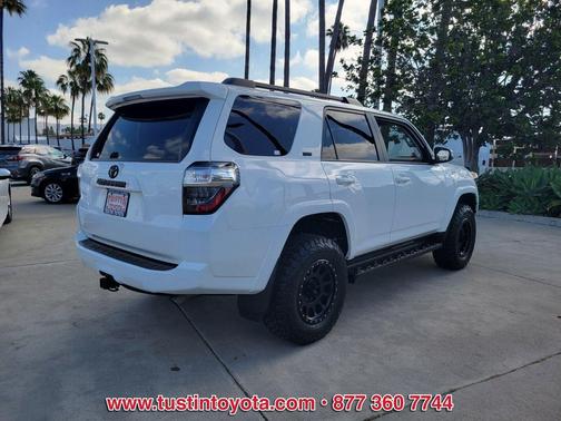 Super White 2019 Toyota 4Runner SR5 Premium