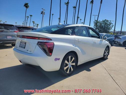 2019 Toyota Mirai Base