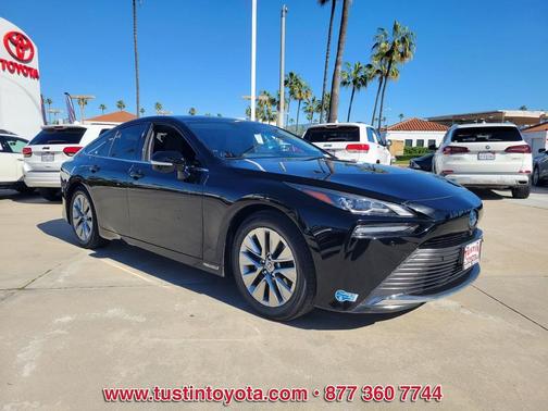 2021 Toyota Mirai Base
