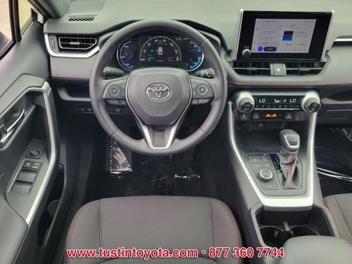 2024 Toyota RAV4 Prime SE