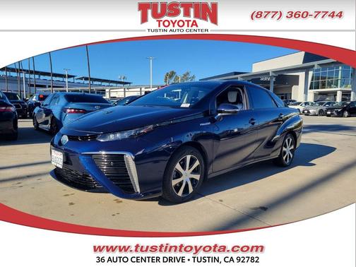 2017 Toyota Mirai Base