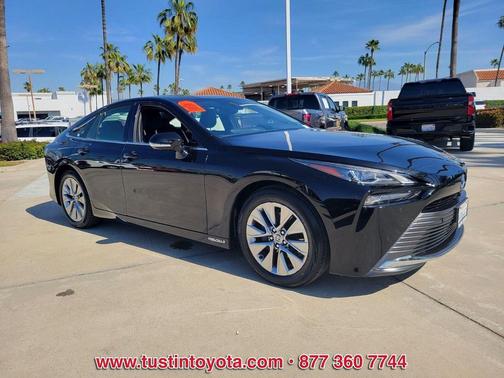 2022 Toyota Mirai Base