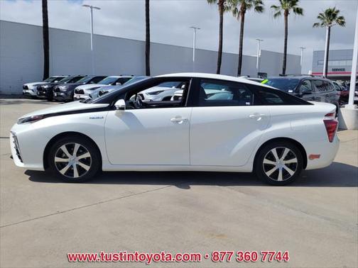 2019 Toyota Mirai Base