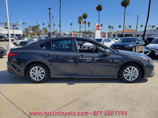 Underground 2025 Toyota Camry LE