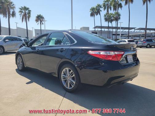 2017 Toyota Camry SE