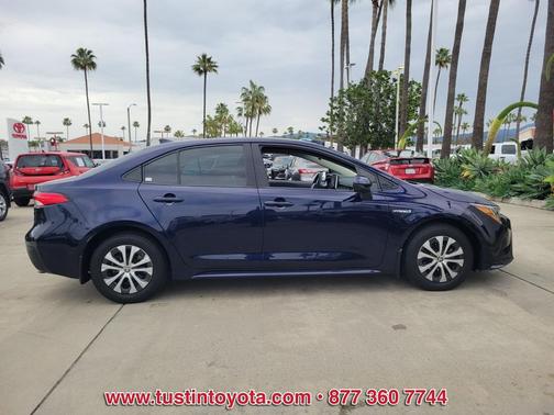 2021 Toyota Corolla Hybrid LE