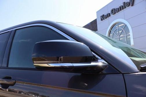 2025 Jeep Grand Cherokee Overland