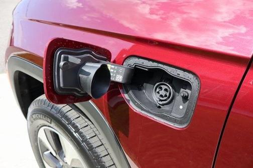2025 Jeep Grand Cherokee 4xe Base