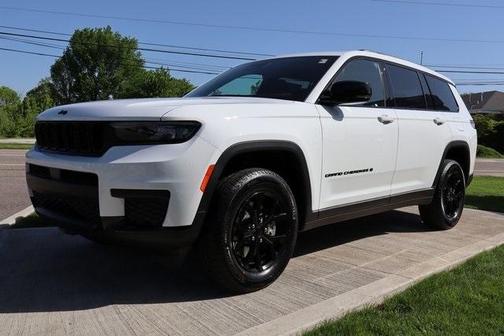 2025 Jeep Grand Cherokee L Laredo