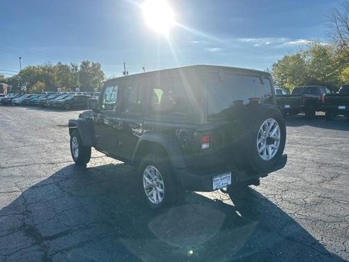 2023 Jeep Wrangler Sport