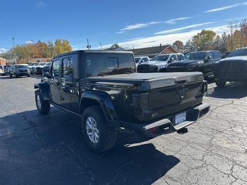 2023 Jeep Gladiator Sport