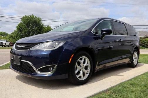 2018 Chrysler Pacifica Touring Plus