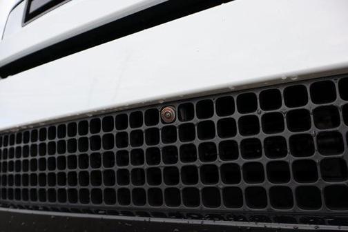 2023 Land Rover Defender X-Dynamic SE