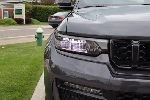 Metallic 2026 Jeep Grand Cherokee Limited