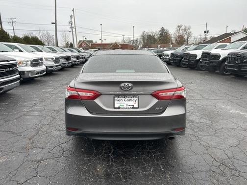 2018 Toyota Camry XLE