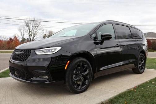 2026 Chrysler Pacifica Limited