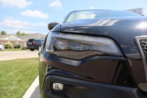 2020 Jeep Cherokee Trailhawk