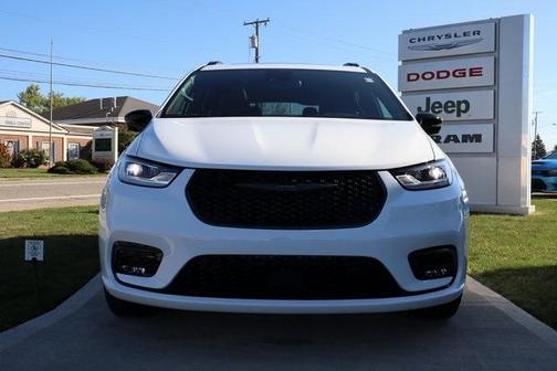 2026 Chrysler Pacifica Limited