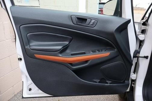 2018 Ford EcoSport SES