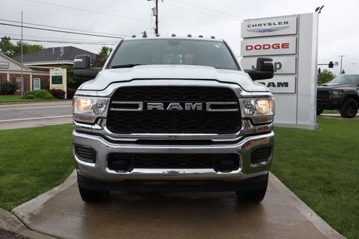 Bright White Clearcoat 2024 RAM 2500 Tradesman
