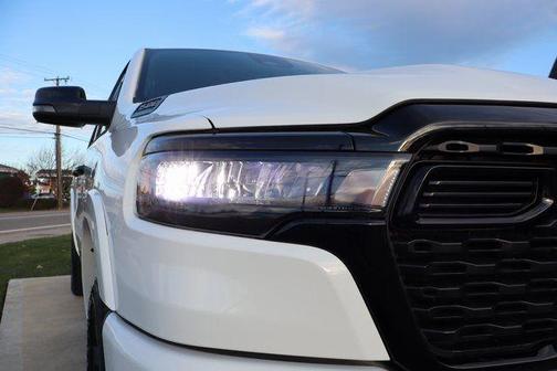 Bright White Clearcoat 2026 RAM 1500 Big Horn