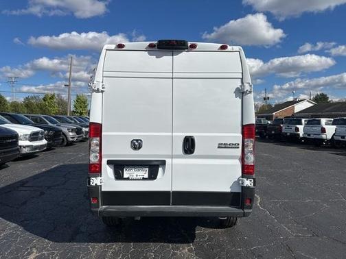 2025 RAM ProMaster 2500 High Roof