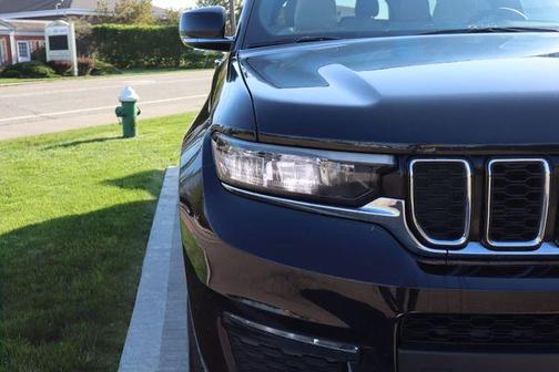 Diamond Black 2023 Jeep Grand Cherokee L Limited