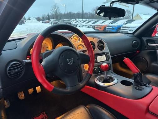 2005 Dodge Viper SRT-10