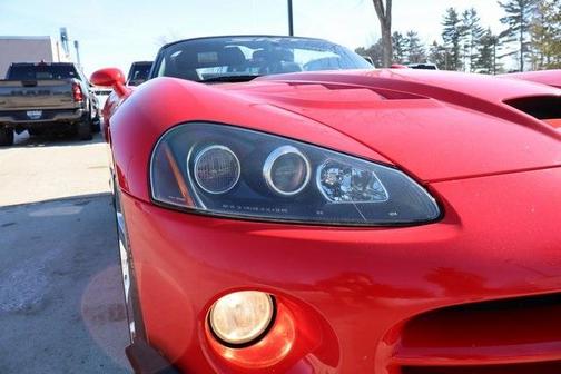 2005 Dodge Viper SRT-10