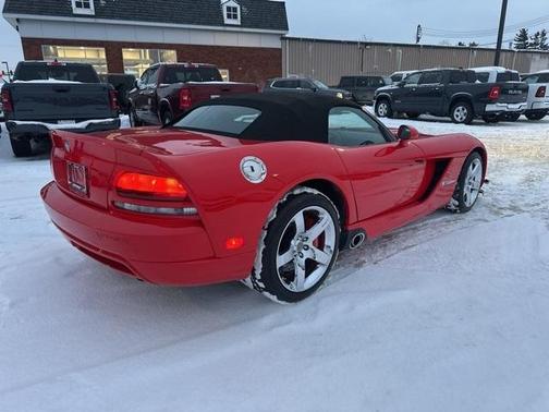 2005 Dodge Viper SRT-10