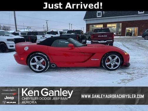 2005 Dodge Viper SRT-10