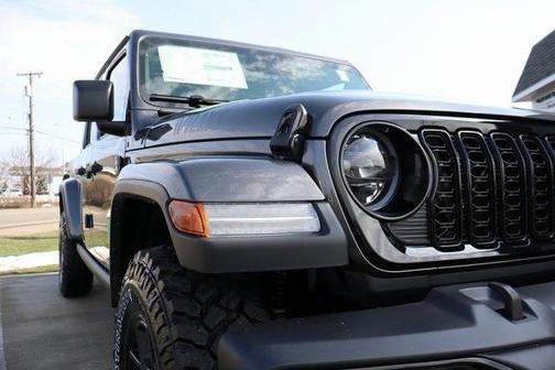 2026 Jeep Gladiator Sport