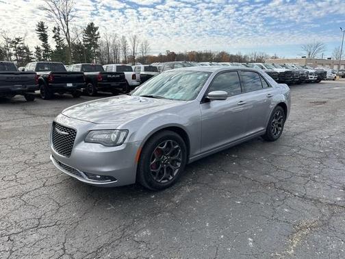 2018 Chrysler 300 S
