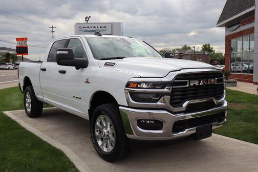 Bright White Clearcoat 2026 RAM 3500 Big Horn