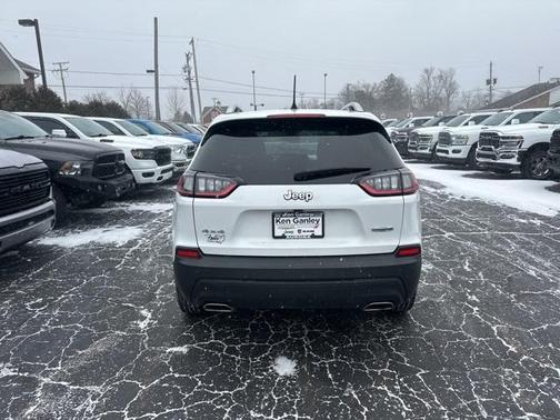 2021 Jeep Cherokee Latitude Lux