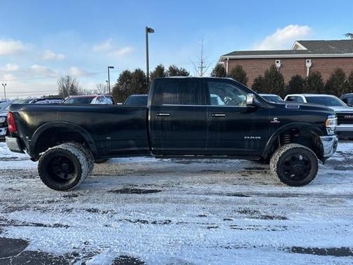 2022 RAM 3500 Laramie