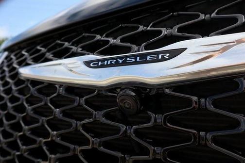 2025 Chrysler Pacifica Pinnacle