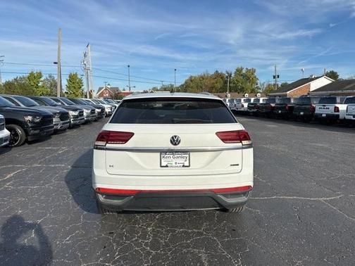 2020 Volkswagen Atlas Cross Sport 2.0T SE w/Technology