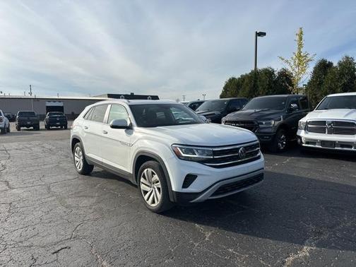 2020 Volkswagen Atlas Cross Sport 2.0T SE w/Technology