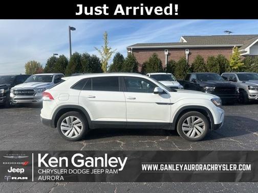 2020 Volkswagen Atlas Cross Sport 2.0T SE w/Technology