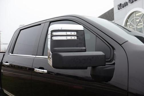 2025 Chevrolet Silverado 2500 High Country