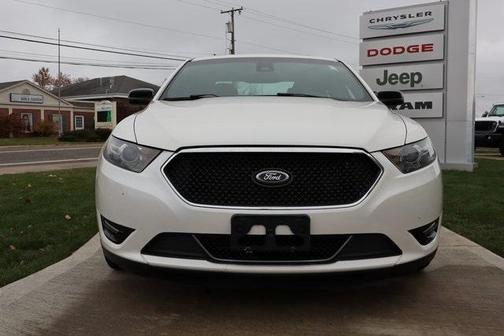 2016 Ford Taurus SHO