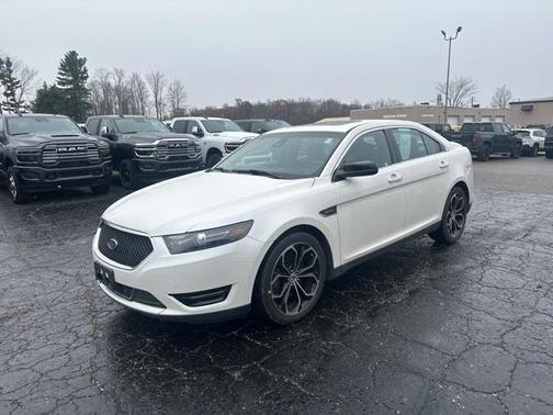 2016 Ford Taurus SHO