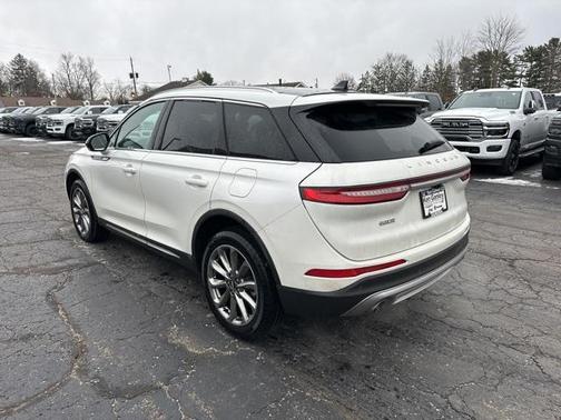 2022 Lincoln Corsair Standard