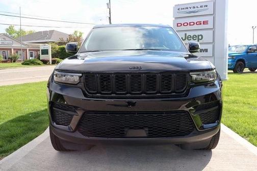 2023 Jeep Grand Cherokee Altitude