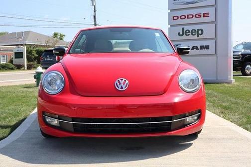 2013 Volkswagen Beetle 2.0T w/Sound/Nav