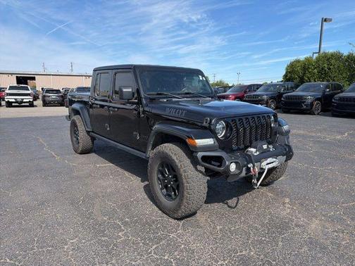 Black Clearcoat 2022 Jeep Gladiator Sport