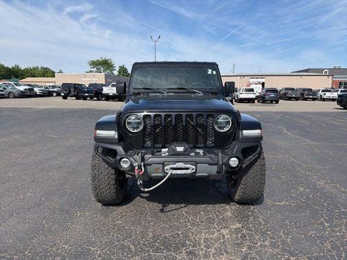 Black Clearcoat 2022 Jeep Gladiator Sport