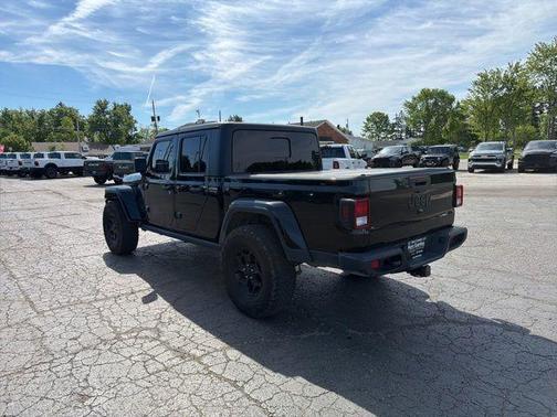 Black Clearcoat 2022 Jeep Gladiator Sport