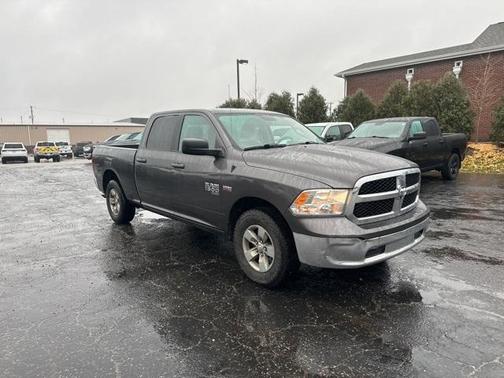 2019 RAM 1500 Classic SLT